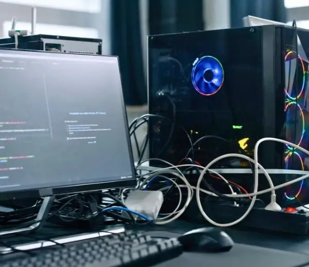 Computador sujeito a temperaturas elevadas durante o verão.